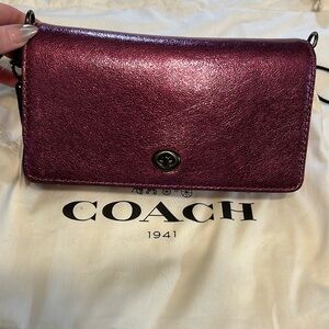 Coach Dinky cross bodywith Kisslock pocket